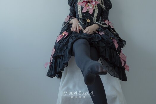 Misaki Suzuki / Miyoki / m1yok1h1me / 软趴在床单上 / 铃木美笑 Nude Leaks Photo 8