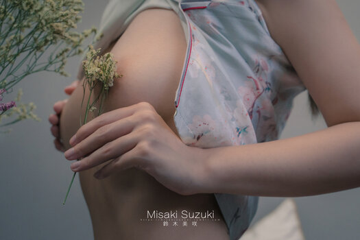 misakiruanruan / Misaki-旗袍 Nude Leaks Photo 39