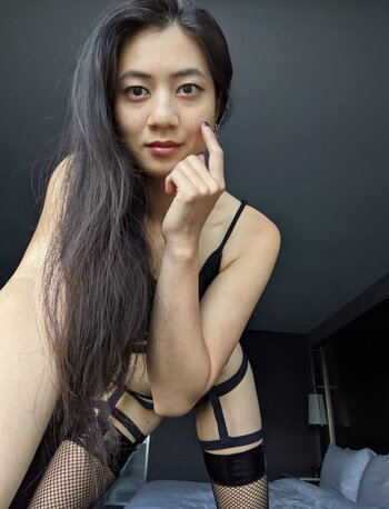 Miss Mae Ling / Adorabledomme / missmaeling Nude Leaks OnlyFans Photo 2