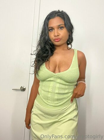 Miss Patel / Cryptogirly Nude Leaks OnlyFans Photo 26