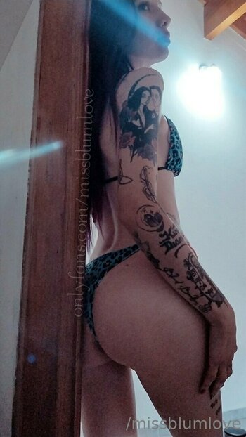 Missblumlove / aartie_urmiela_blum / https: / miss_blum45992 Nude Leaks OnlyFans Photo 9