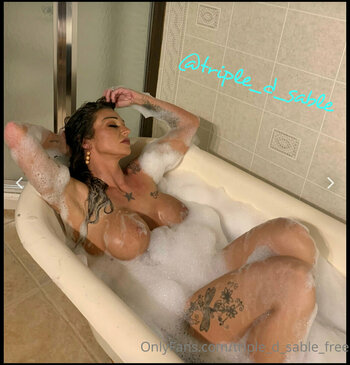 misslolaluxxxfree Nude Leaks Photo 48