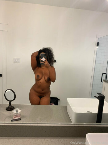 missusblu / Juicy Butt Queen / woochiewobbler Nude Leaks OnlyFans Photo 14