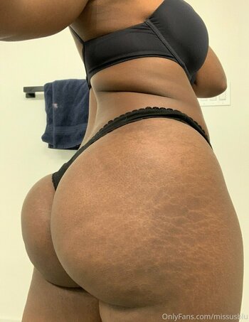 missusblu / Juicy Butt Queen / woochiewobbler Nude Leaks OnlyFans Photo 36