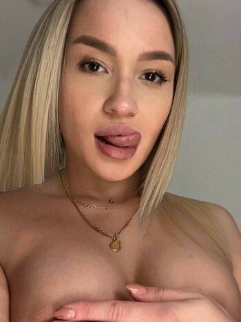 molly_hot / mollyhot1118 Nude Leaks OnlyFans Photo 11