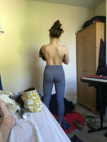 Molly Osborne / mollymaeosborne Nude Leaks Photo 12
