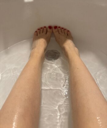 Mona Schon / Italian Streamer / monaschon Nude Leaks Photo 21