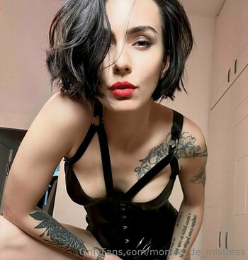 monica_de_mistress Nude Leaks Photo 39