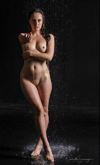 Monique Giselle / moniquegisellee Nude Leaks OnlyFans Photo 20