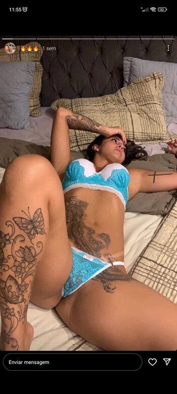 Morena_bela_21 / Alguém Tem Da / carioca tatuada Nude Leaks Photo 1