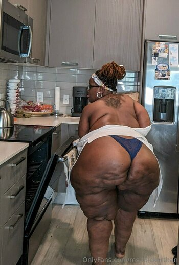 ms.thickerthan Nude Leaks Photo 36