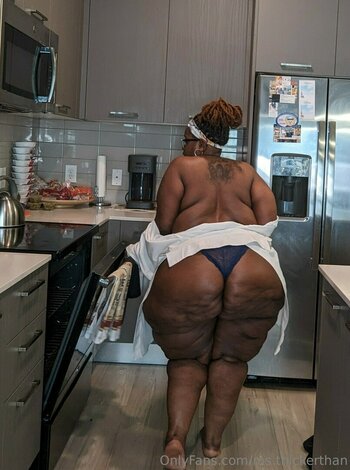 ms.thickerthan Nude Leaks Photo 38