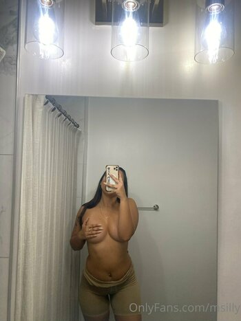 Msilly / finebymi Nude Leaks OnlyFans Photo 9