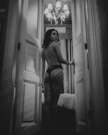 _naissance / Pınar / ampinari Nude Leaks OnlyFans Photo 34