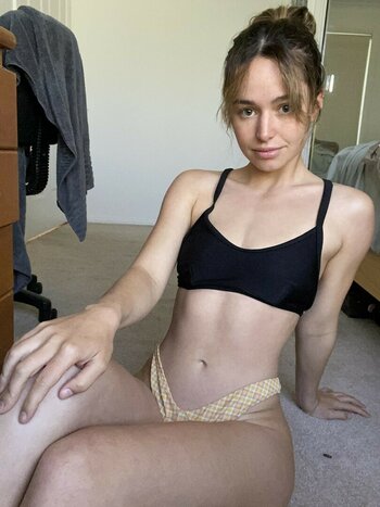 Natalie Brookes / NatalieBrookez / natalie.m.brookes Nude Leaks OnlyFans Photo 4
