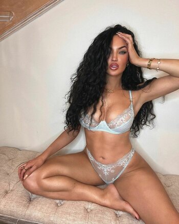 Natalie Halcro / nataliehalcro Nude Leaks Photo 17