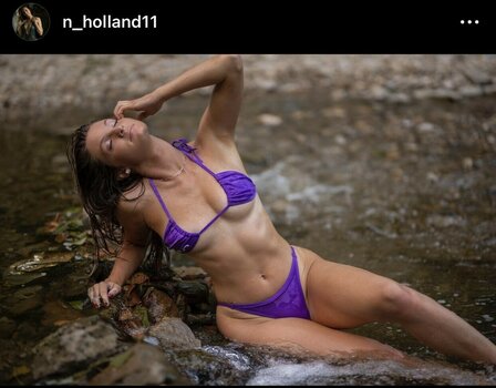 Natalie Holland / hollandnat / n_holland11 iG / nataliech1256 Nude Leaks Photo 1