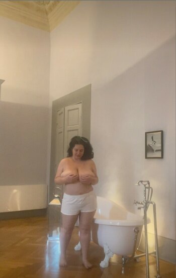 Natalie Perlin / Areolasrus Nude Leaks OnlyFans Photo 14