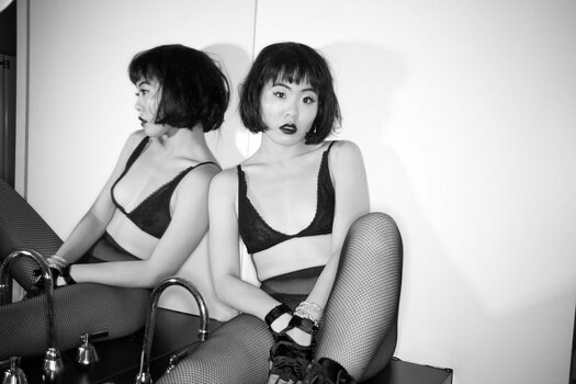 Nicole Kang Nude Leaks Photo 24