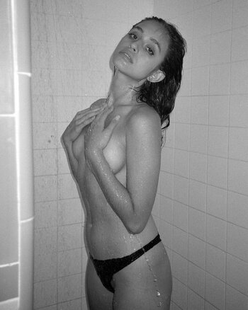 Nicole Zimmermann / nicole_zimmermann Nude Leaks Photo 18