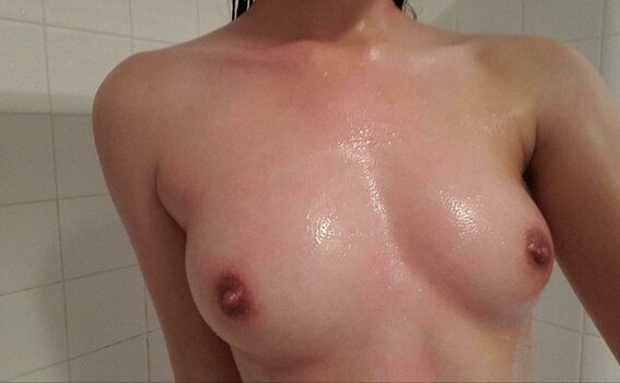 NobodyByMitski Nude Leaks Photo 29