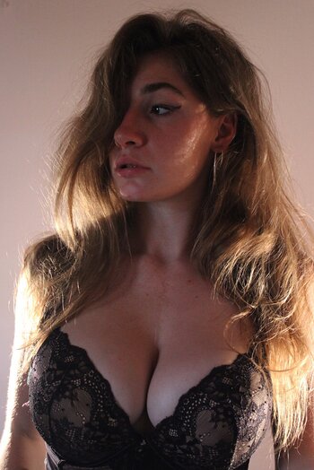 Nora Isabel / norinaisabel Nude Leaks Photo 9