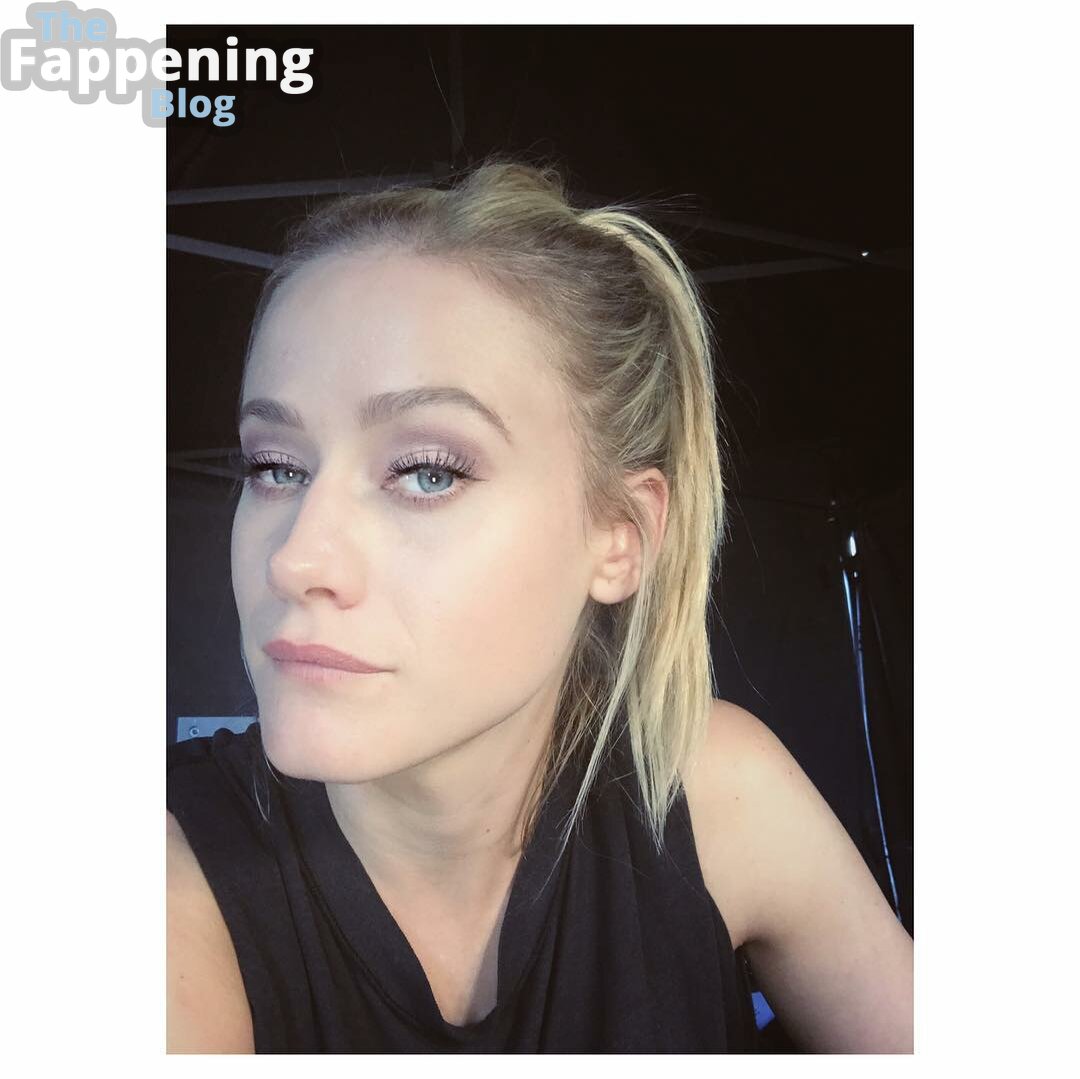 Olivia Taylor Dudley / oliviataylordudley Nude Leaks Photo 30 |  #TheFappening