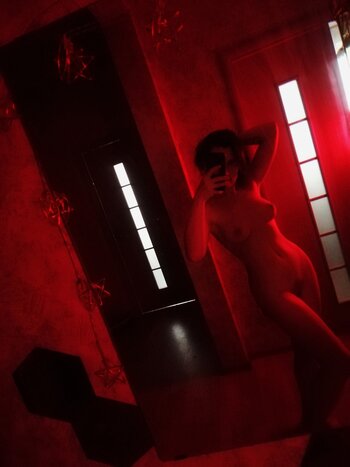 Olya_Holmes / OlyaHoImes / olyaholmes Nude Leaks Photo 2