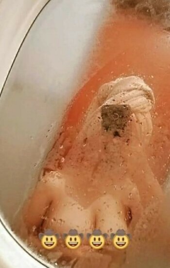 Orihanna Sofia Suarez / alonesuarez / orihanna.sofia20 Nude Leaks OnlyFans Photo 16