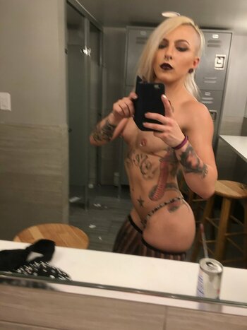 Orion Starr / Rebecca Carnage Rampage / orion_starr94 / orionstarrs Nude Leaks OnlyFans Photo 2