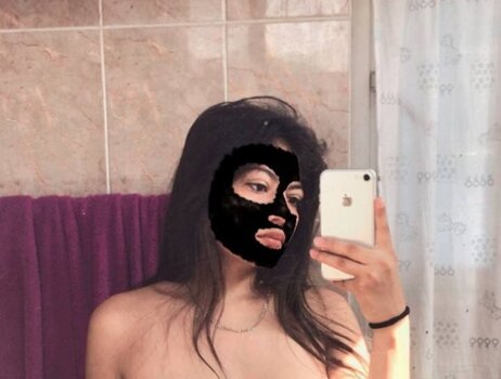 Paola Bustamante / bebaguzman06 / https: / paobg01 Nude Leaks OnlyFans Photo 9