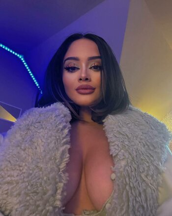 Paolakrystal / itspaolamamipr / paolamamipr Nude Leaks OnlyFans Photo 4