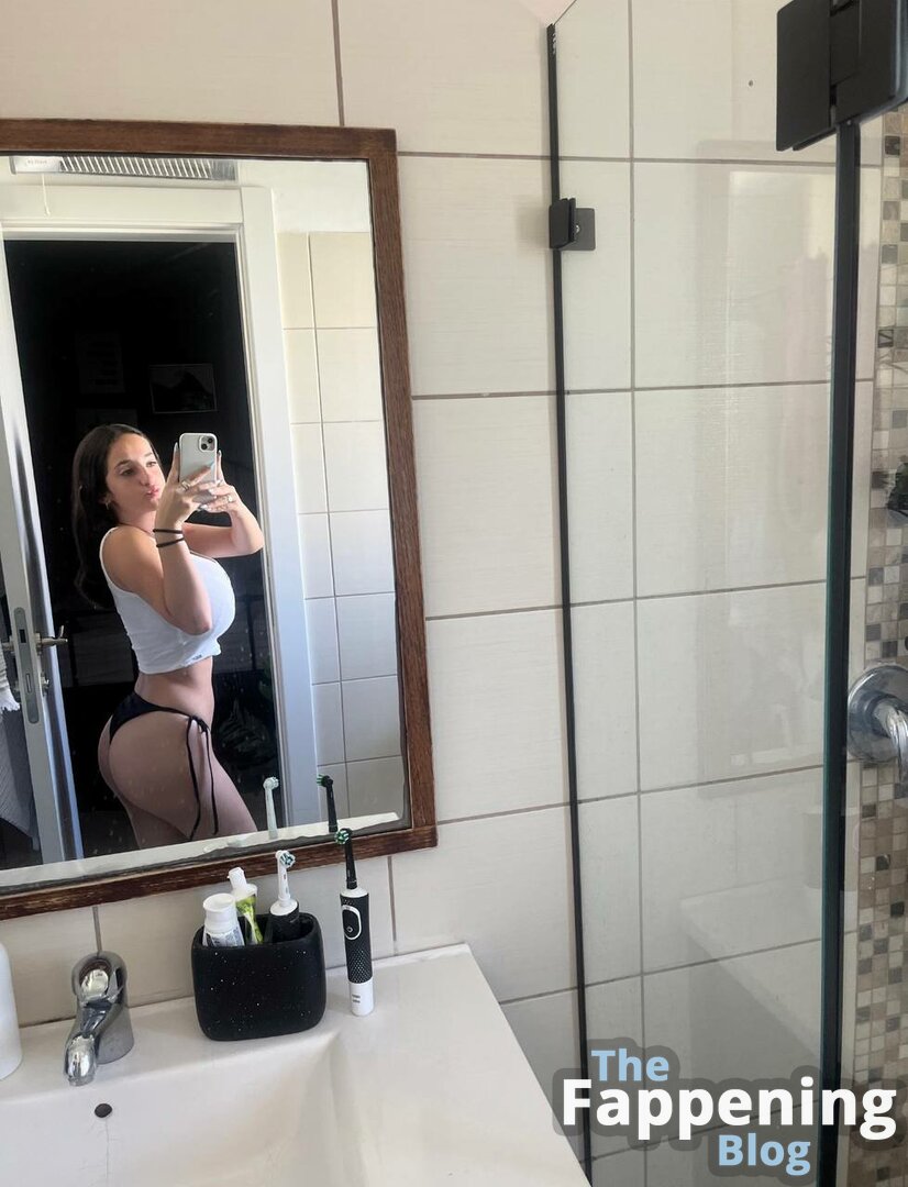 Pelegsaar Nude Leaks Photo 21 | TheFappening