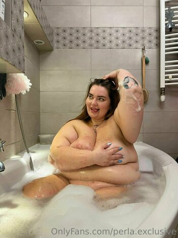 perla.exclusive Nude Leaks Photo 15