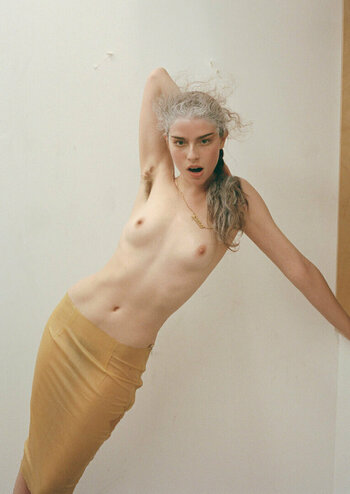 Perla Haney-Jardine Nude Leaks Photo 1