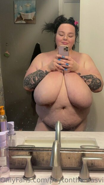 peytonthomasvip Nude Leaks Photo 8