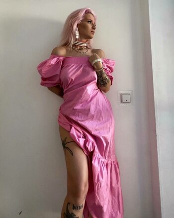 pinkarosalina / fairykaro / karolinantivist Nude Leaks Photo 18