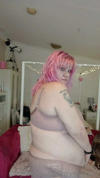 pinkywinky22 Nude Leaks Photo 25