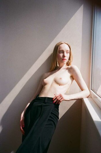 Polina Kobzeva / polina_200114 Nude Leaks Photo 5