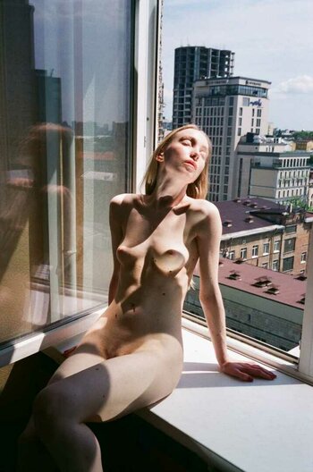 Polina Kobzeva / polina_200114 Nude Leaks Photo 12