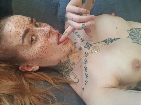 Polly Ellens / Birmingham / pollyellens Nude Leaks OnlyFans Photo 4