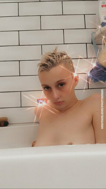 poutyangel / Pouty Angel / poutylil Nude Leaks OnlyFans Photo 19