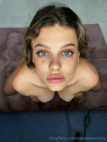 pppoisonnnivy Nude Leaks Photo 20