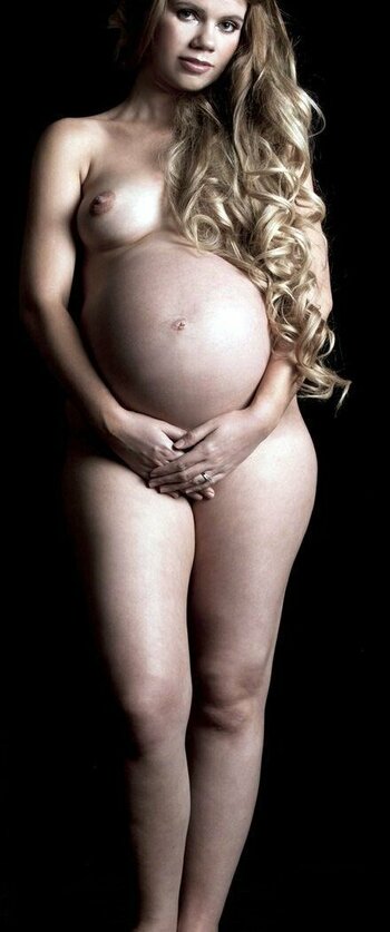 Pregnant Women Nude Leaks Photo 9
