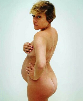 Pregnant Women Nude Leaks Photo 11