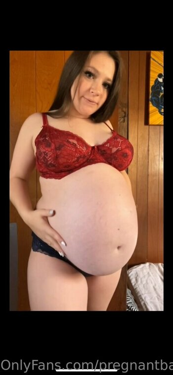pregnantbailey Nude Leaks Photo 23