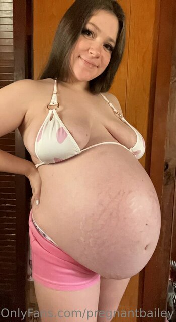 pregnantbailey Nude Leaks Photo 40