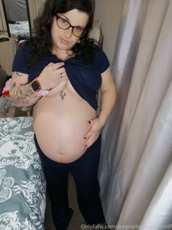 pregnantgothmama Nude Leaks Photo 38
