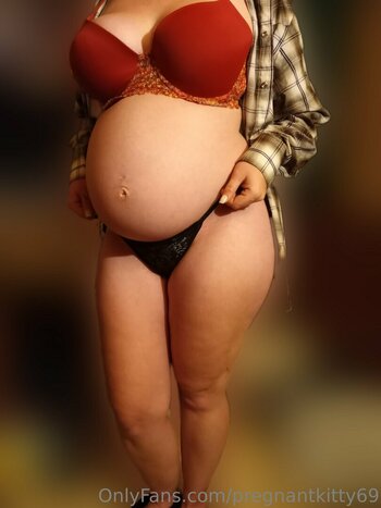 pregnantkitty69 Nude Leaks Photo 10