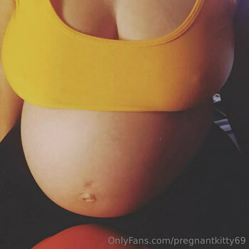 pregnantkitty69 Nude Leaks Photo 13